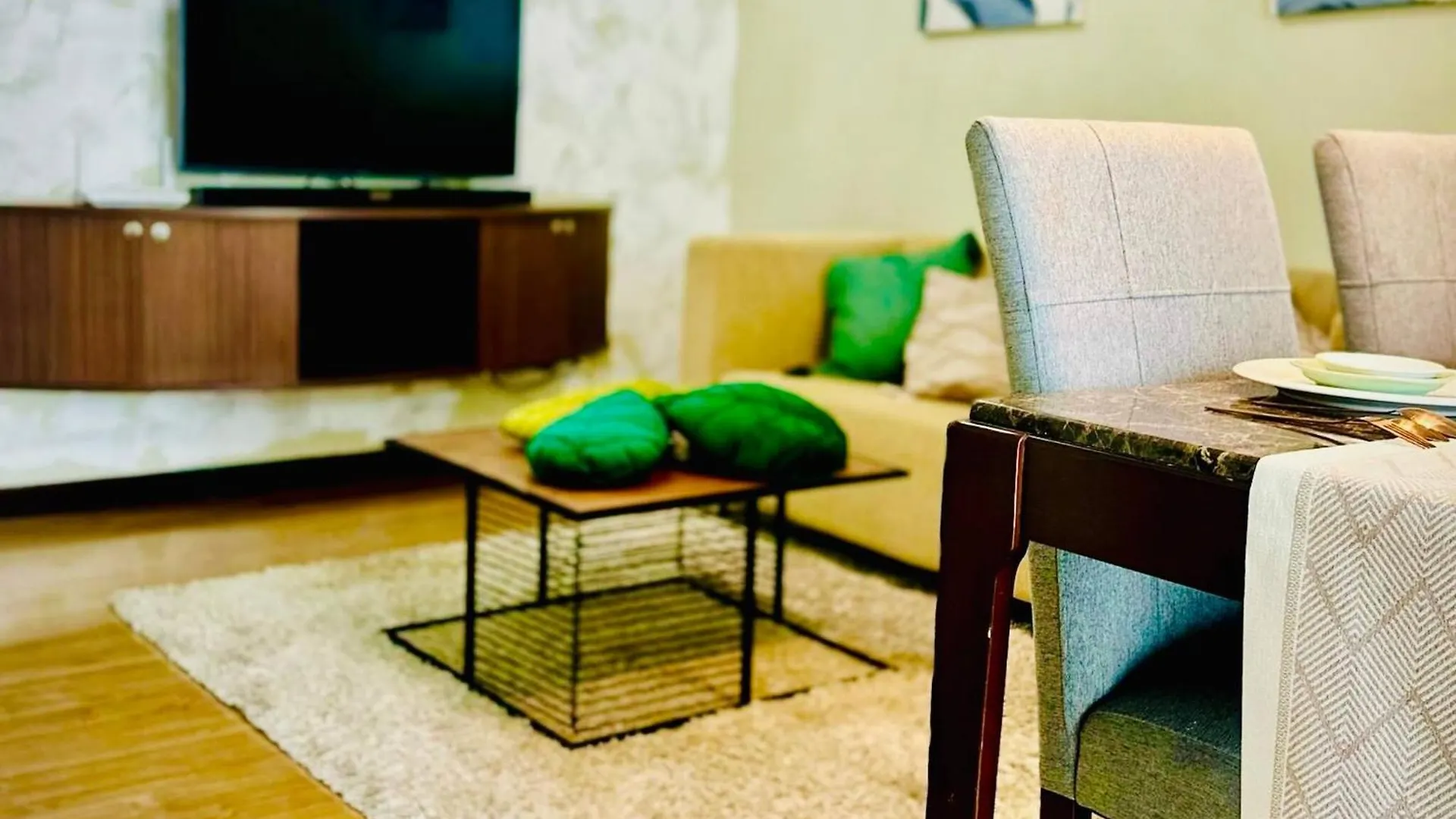 Luxe 1-Bedroom, Parking, Walk To Abreeza, Pool Davao