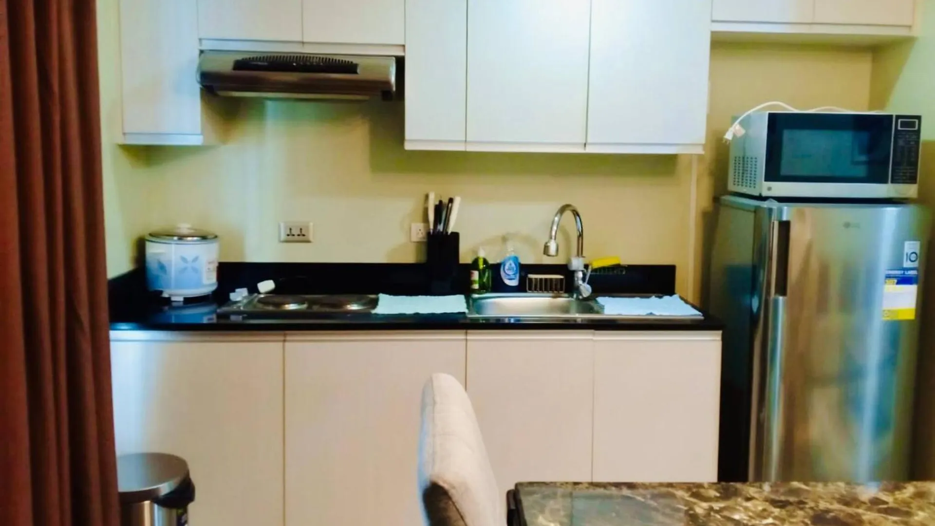 Luxe 1-Bedroom, Parking, Walk To Abreeza, Pool Davao